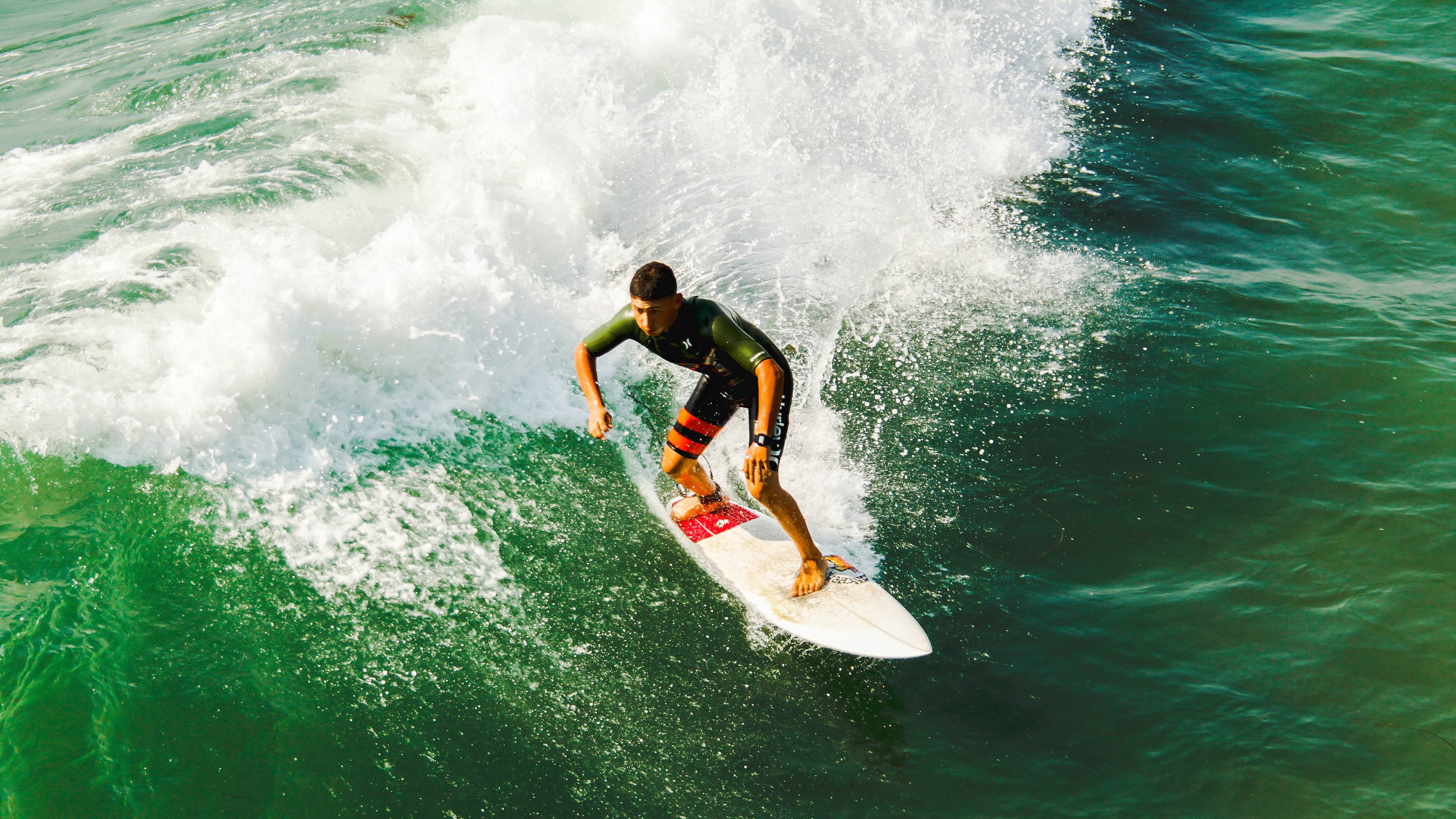 伊朗队战术纪律严明，亚洲强队地位稳固，伊朗足球队战绩